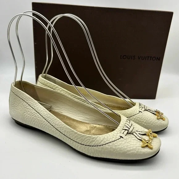 Louis Vuitton LV Logo Ballet Flats Shoes Womens Size 37.5 Beige White - Picture 1 of 16